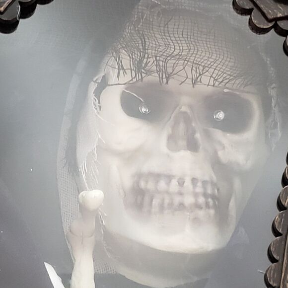 Gemmy Animated Talking Skeleton Tombstone Lights Up Halloween Tested Works Scary - Picture 6 of 16